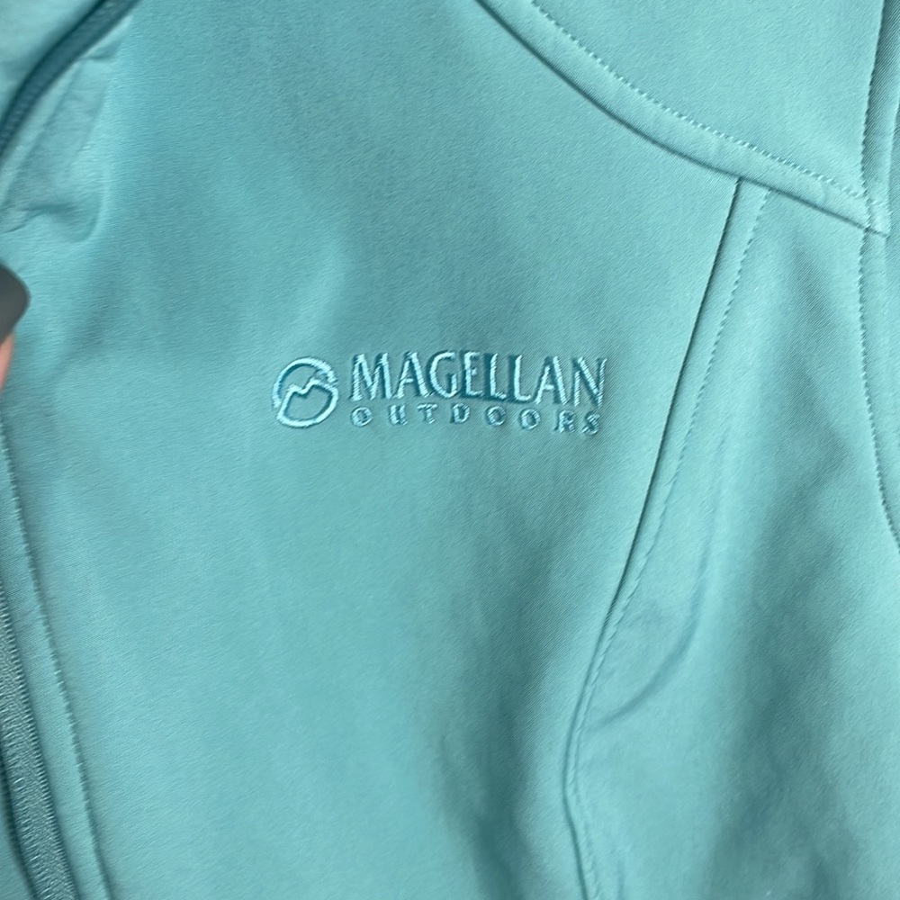 Women’s Magellan Jacket Small - image 4